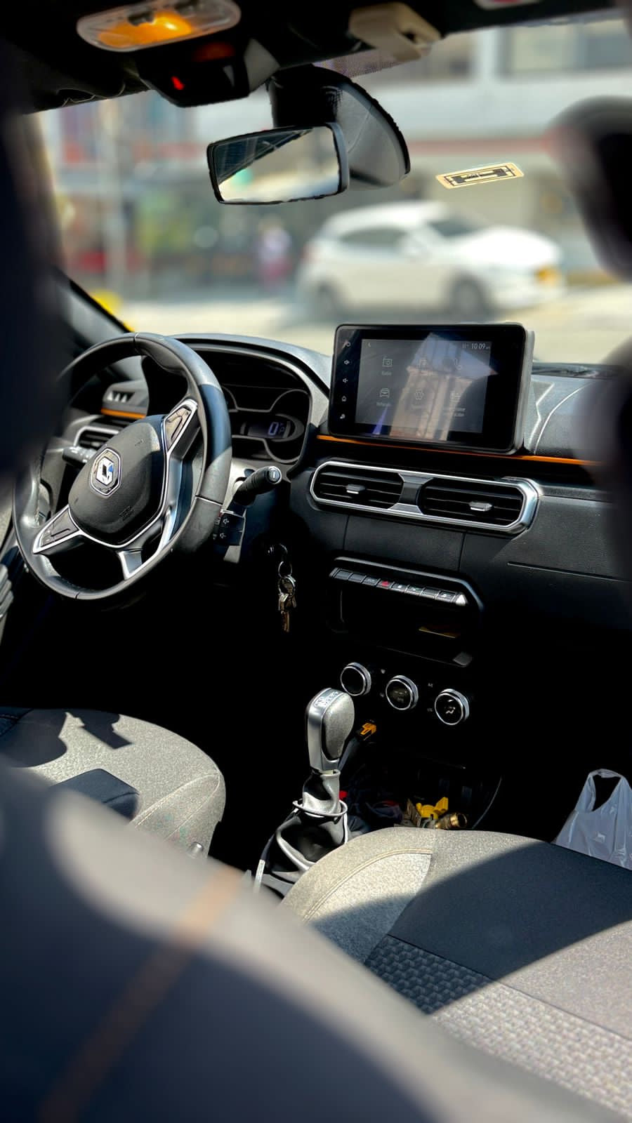 RENAULT DUSTER OROCH INTENSE 1.3 TURBO 4x2 2023 AUTOMÁTICA