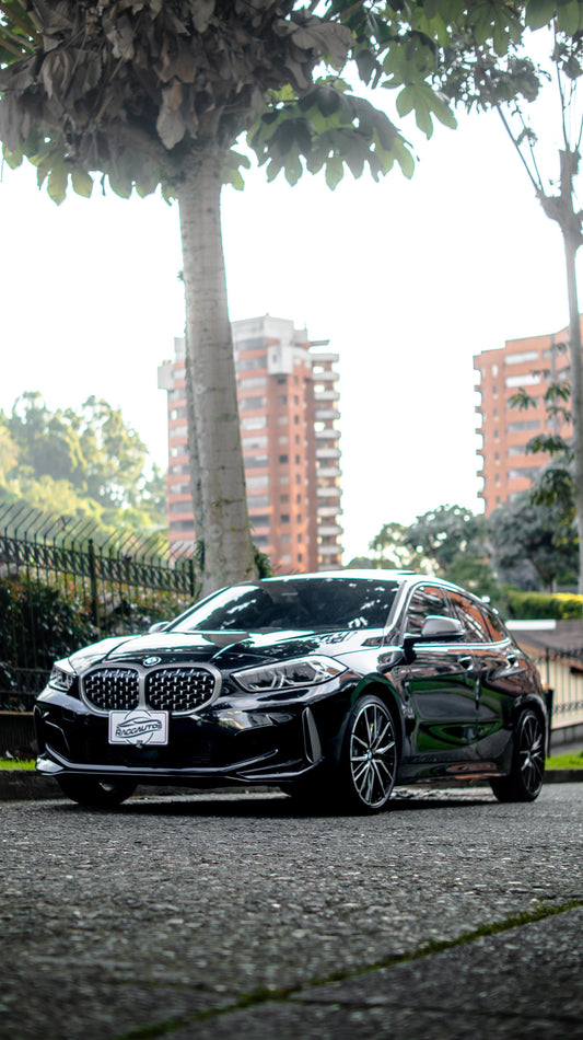 BMW 135i XDRIVE 2.0 TURBO PAQUETE M 2023 AUTOMÁTICO