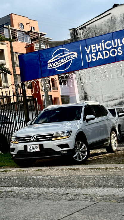 VOLKSWAGEN TIGUAN COMFORTLINE 2.0 TURBO 4x4 2018 AUTOMÁTICA