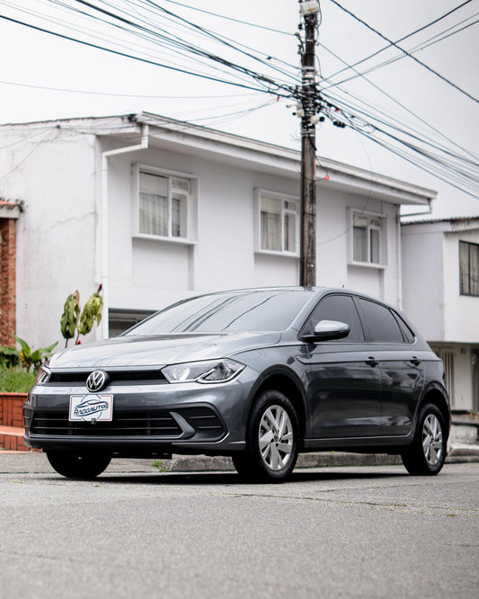 VOLKSWAGEN POLO TRACK 1.6 2024 MECÁNICO