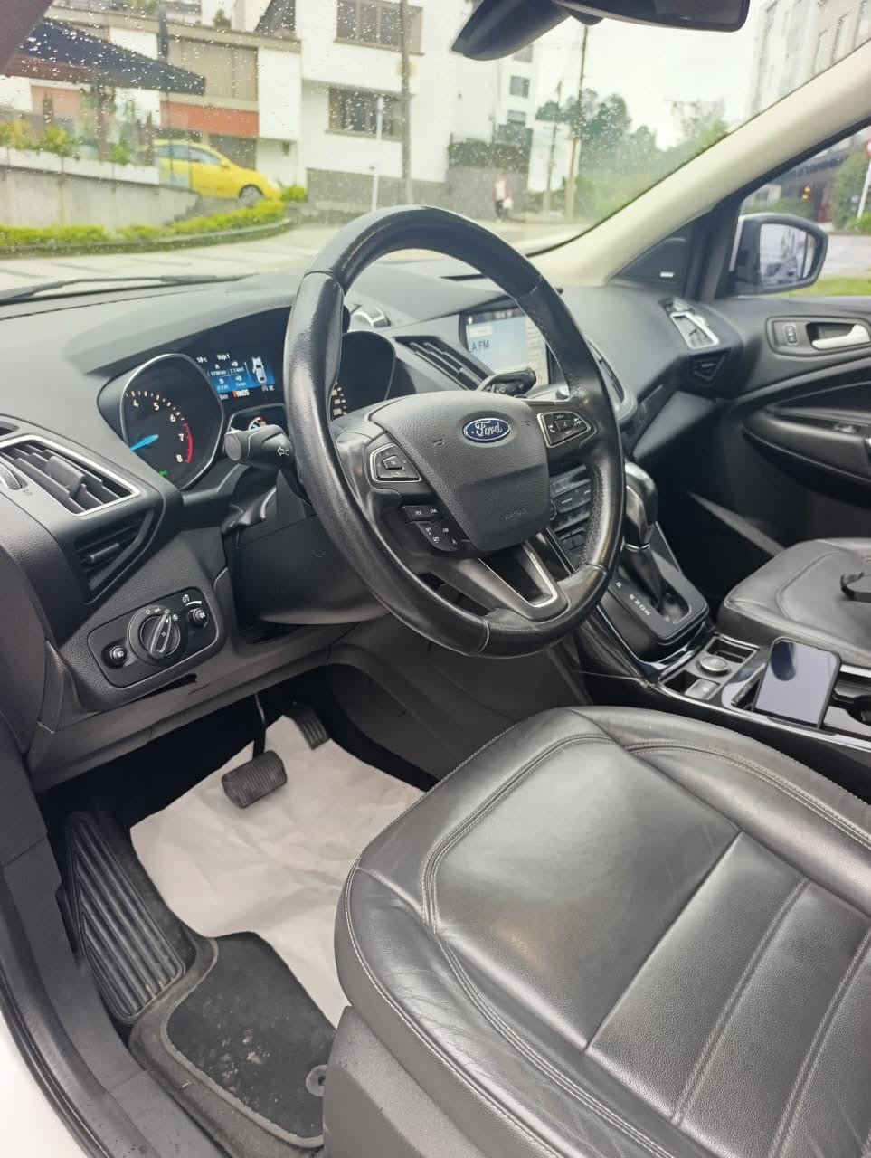 FORD ESCAPE TITANIUM 2.0 2018 AUTOMÁTICA