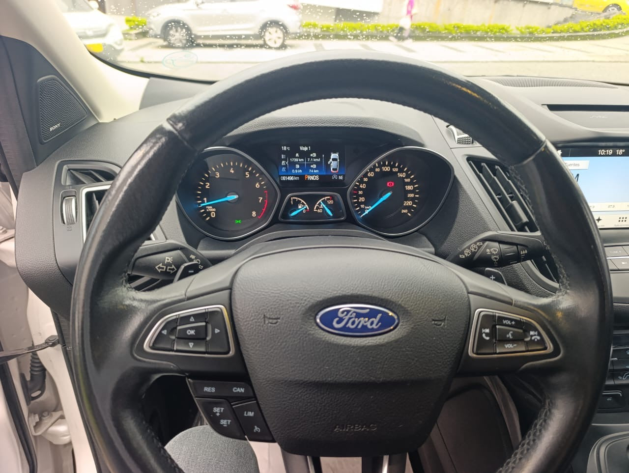 FORD ESCAPE TITANIUM 2.0 2018 AUTOMÁTICA
