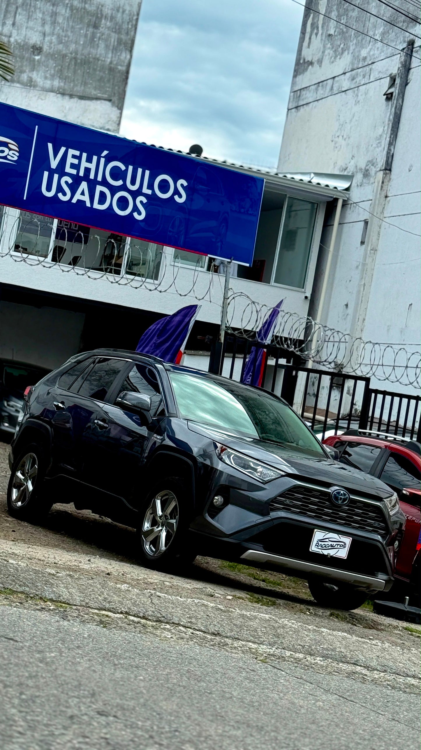 TOYOTA RAV4 LIMITED 2.5 HÍBRIDA 4x4 2021 AUTOMÁTICA