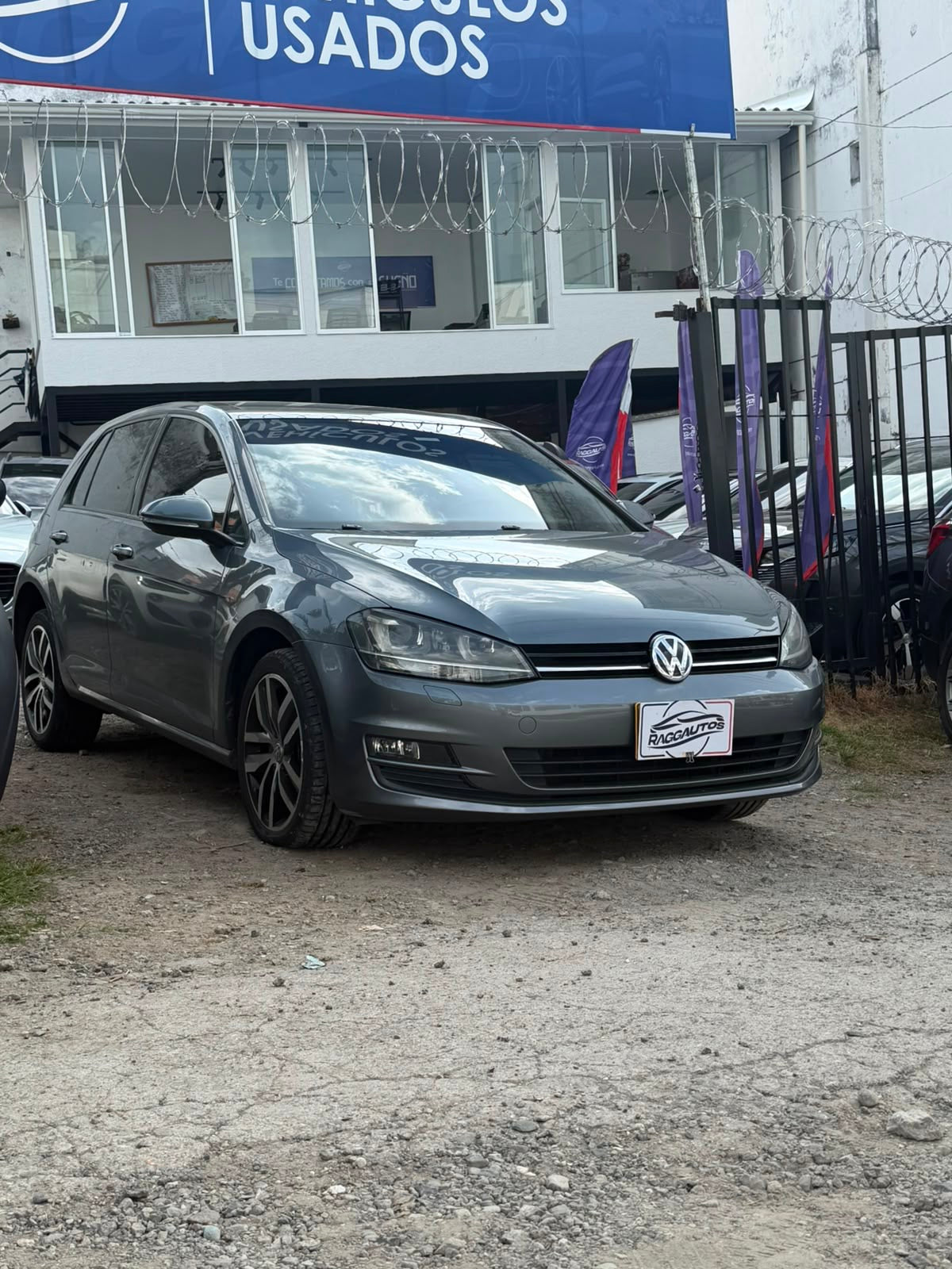 VOLKSWAGEN GOLF COMFORTLINE 1.4 TSI 2017 AUTOMÁTICO