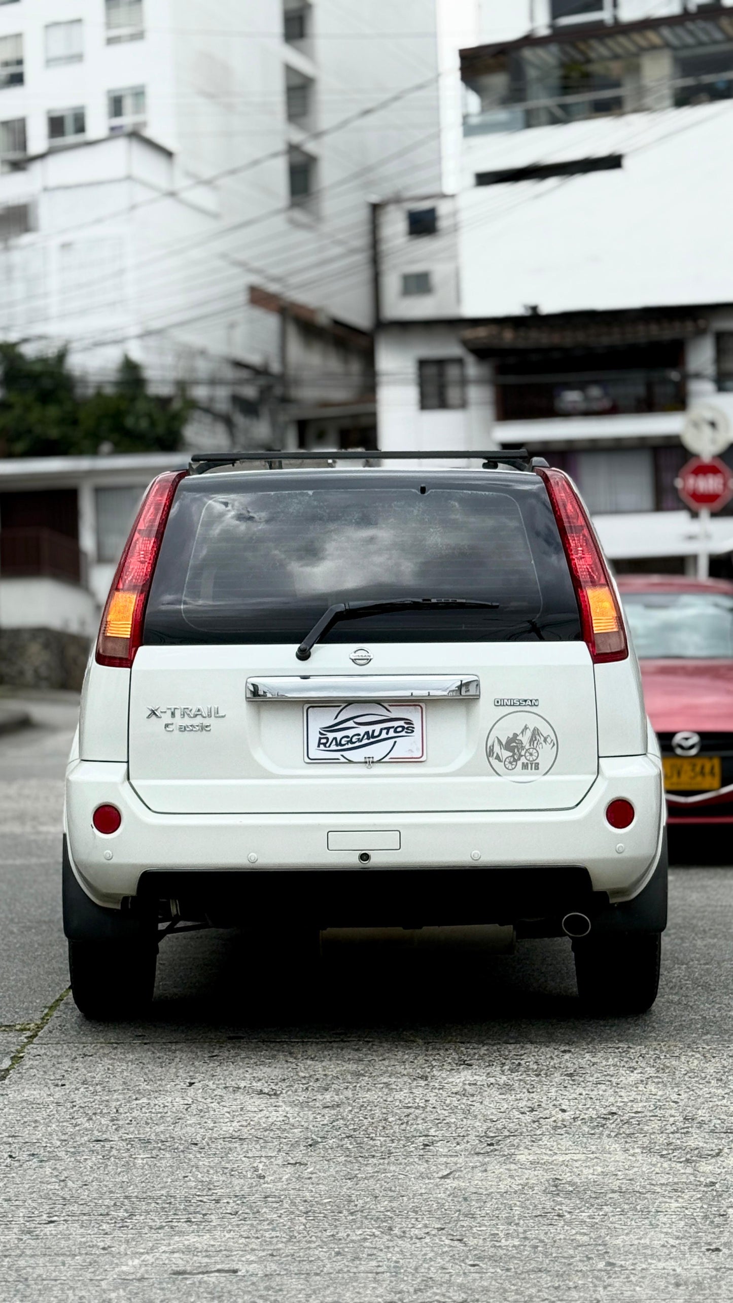 NISSAN XTRAIL CLASSIC 2.5 GASOLINA 2013 AUTOMÁTICA