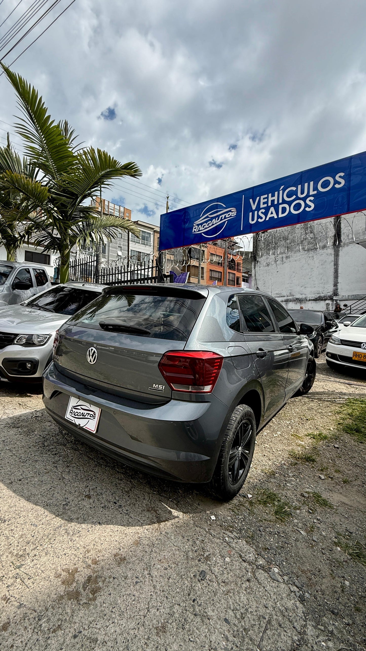VOLKSWAGEN POLO COMFORTLINE 1.6 MSI 2020 AUTOMÁTICO