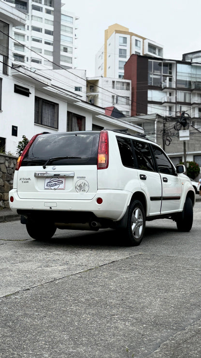 NISSAN XTRAIL CLASSIC 2.5 GASOLINA 2013 AUTOMÁTICA