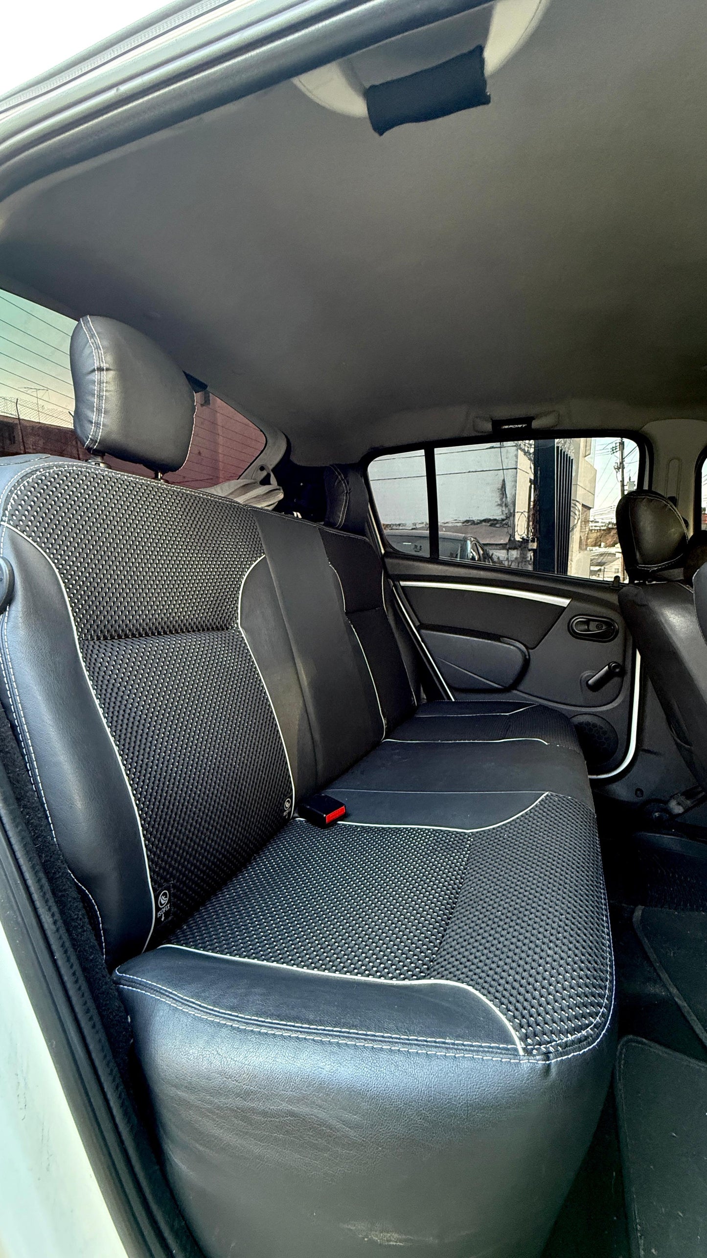 RENAULT SANDERO EXPRESSION 2013 MECÁNICO