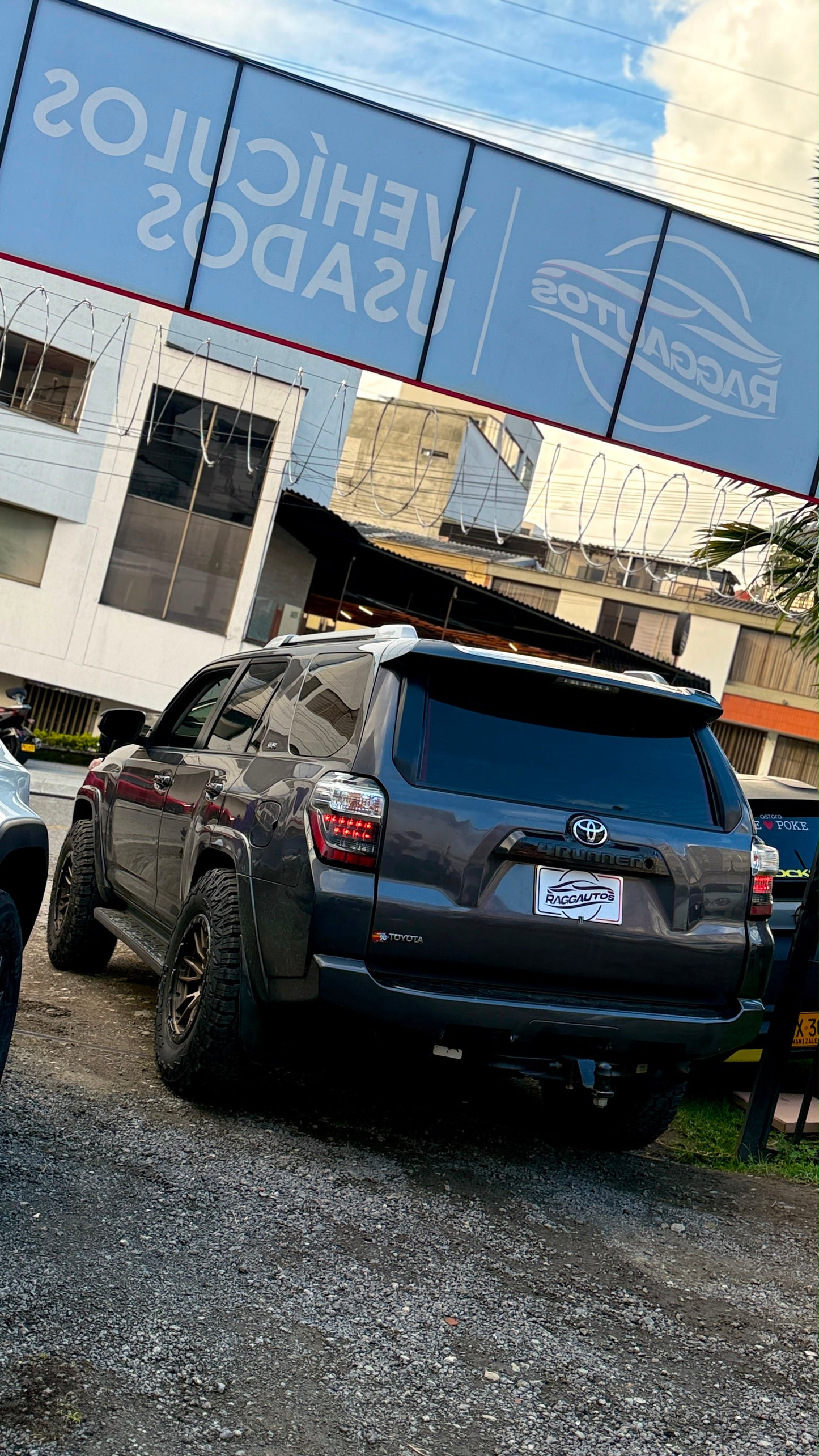 TOYOTA 4RUNNER SR5 4.0 4x4 2016 AUTOMÁTICA