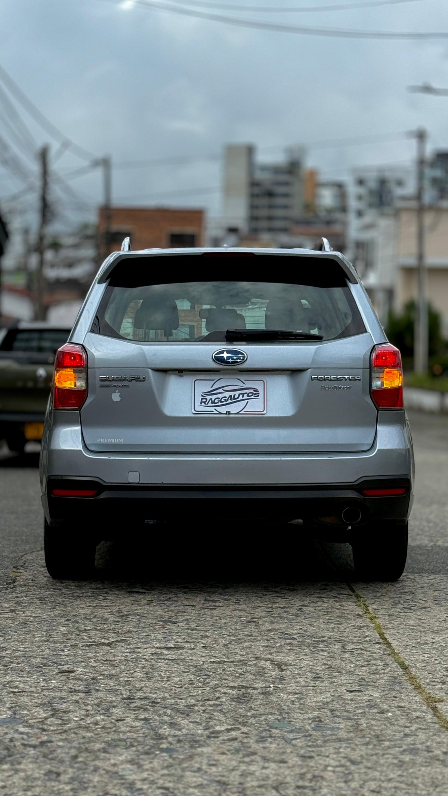 SUBARU FORESTER PREMIUM 2.0 4x4 2015 AUTOMÁTICA