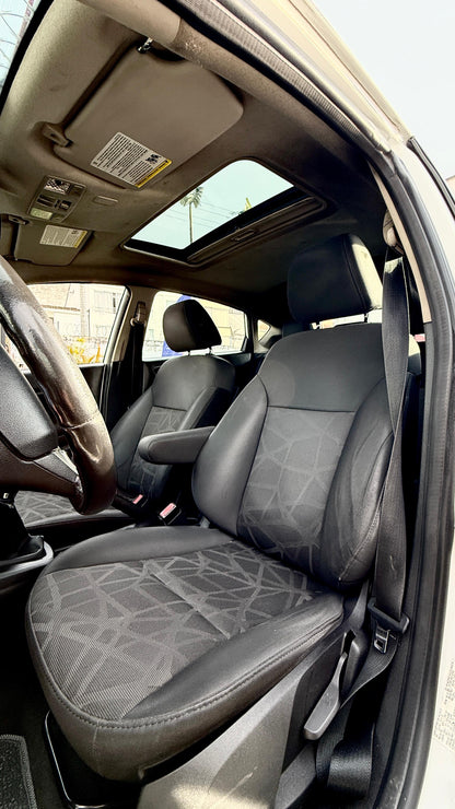 FORD FIESTA TITANIUM HATCHBACK 1.6 2013 AUTOMÁTICO