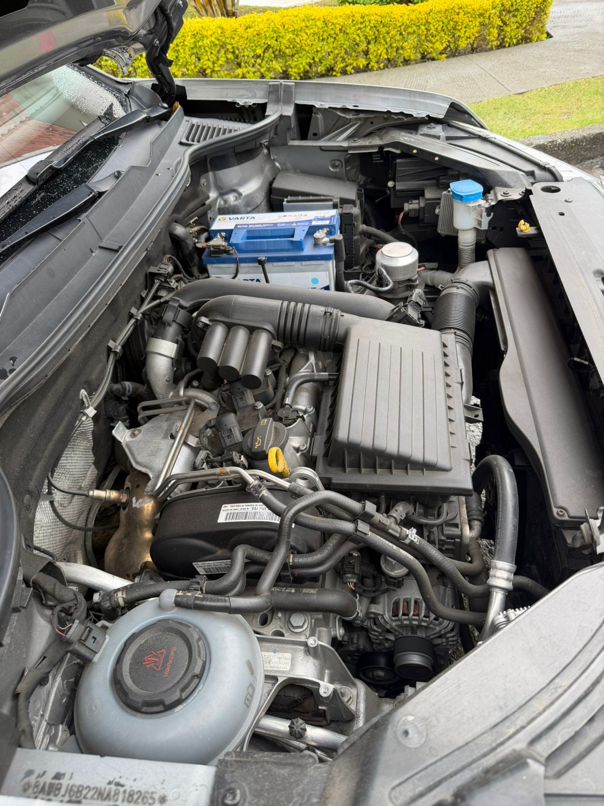 VOLKSWAGEN TAOS HIGHLINE 1.4 TURBO 2022 AUTOMÁTICA
