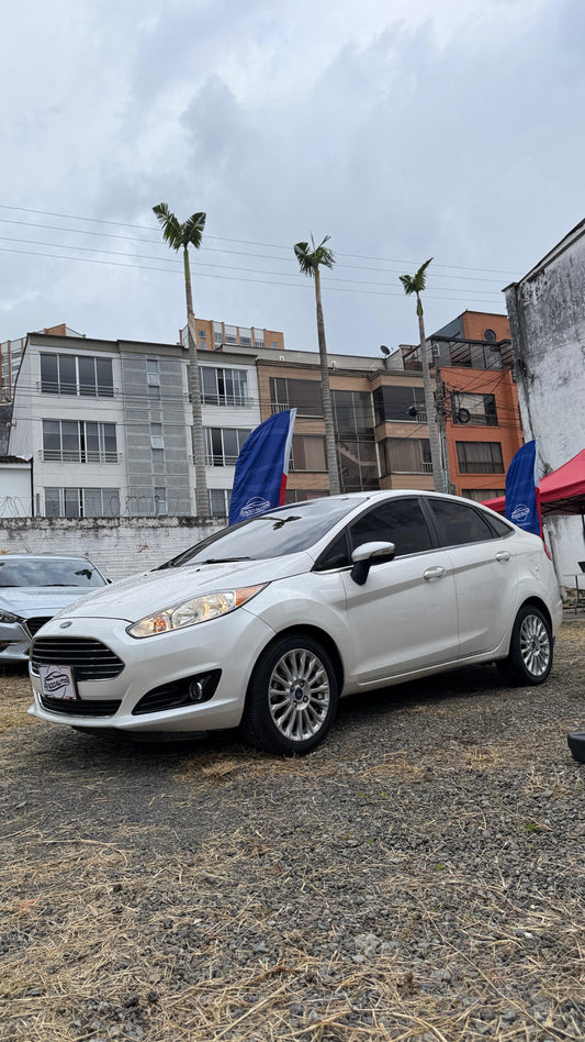 FORD FIESTA TITANIUM 1.6 2016 MECÁNICO