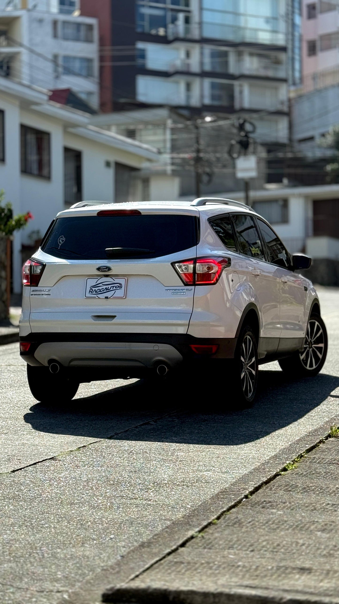 FORD ESCAPE TITANIUM 2.0 TURBO 4x4 ECO BOOST 2018 AUTOMÁTICA