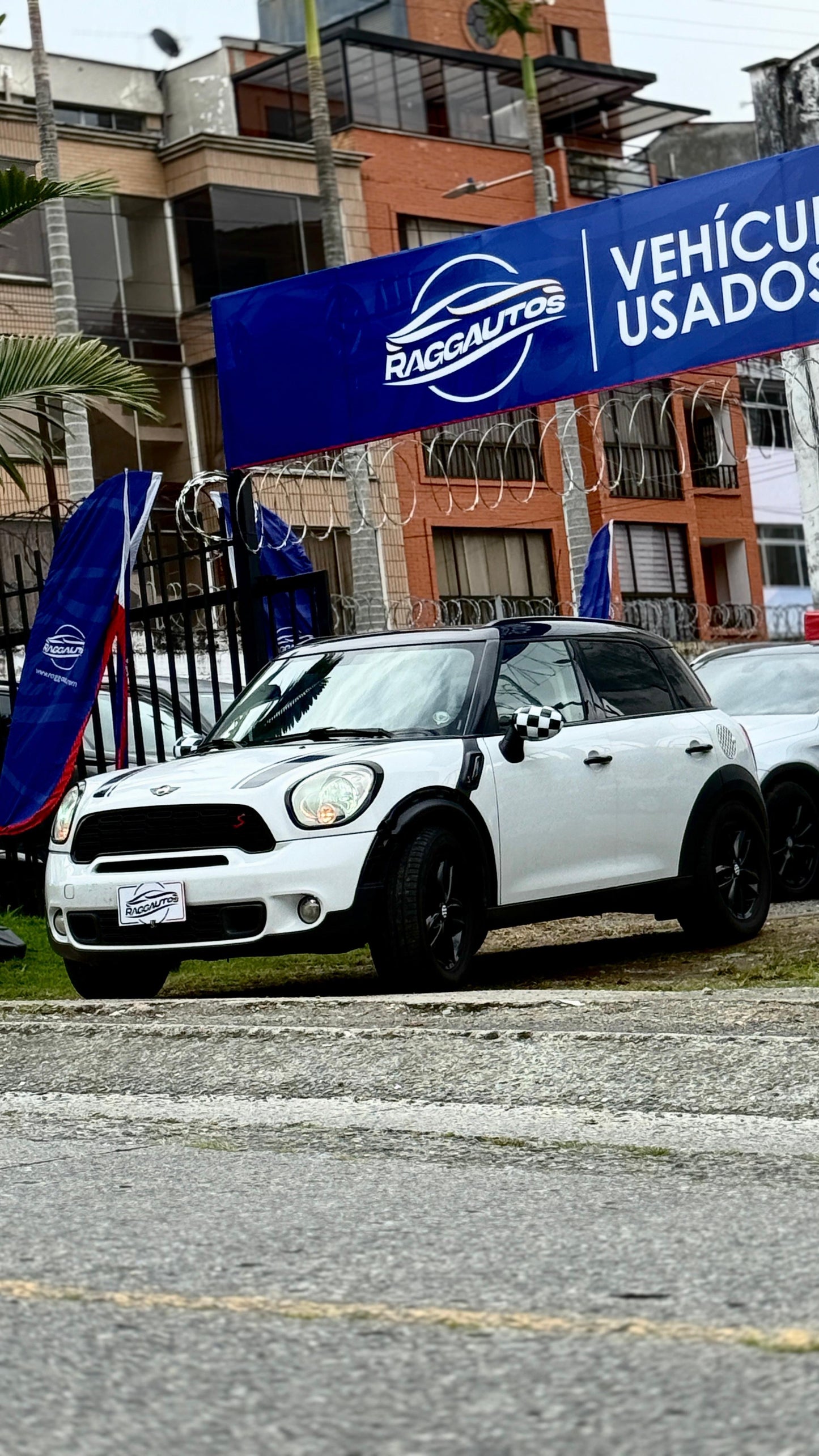 MINI COOPER COUNTRYMAN S 1.6 TURBO 2013 AUTOMÁTICO