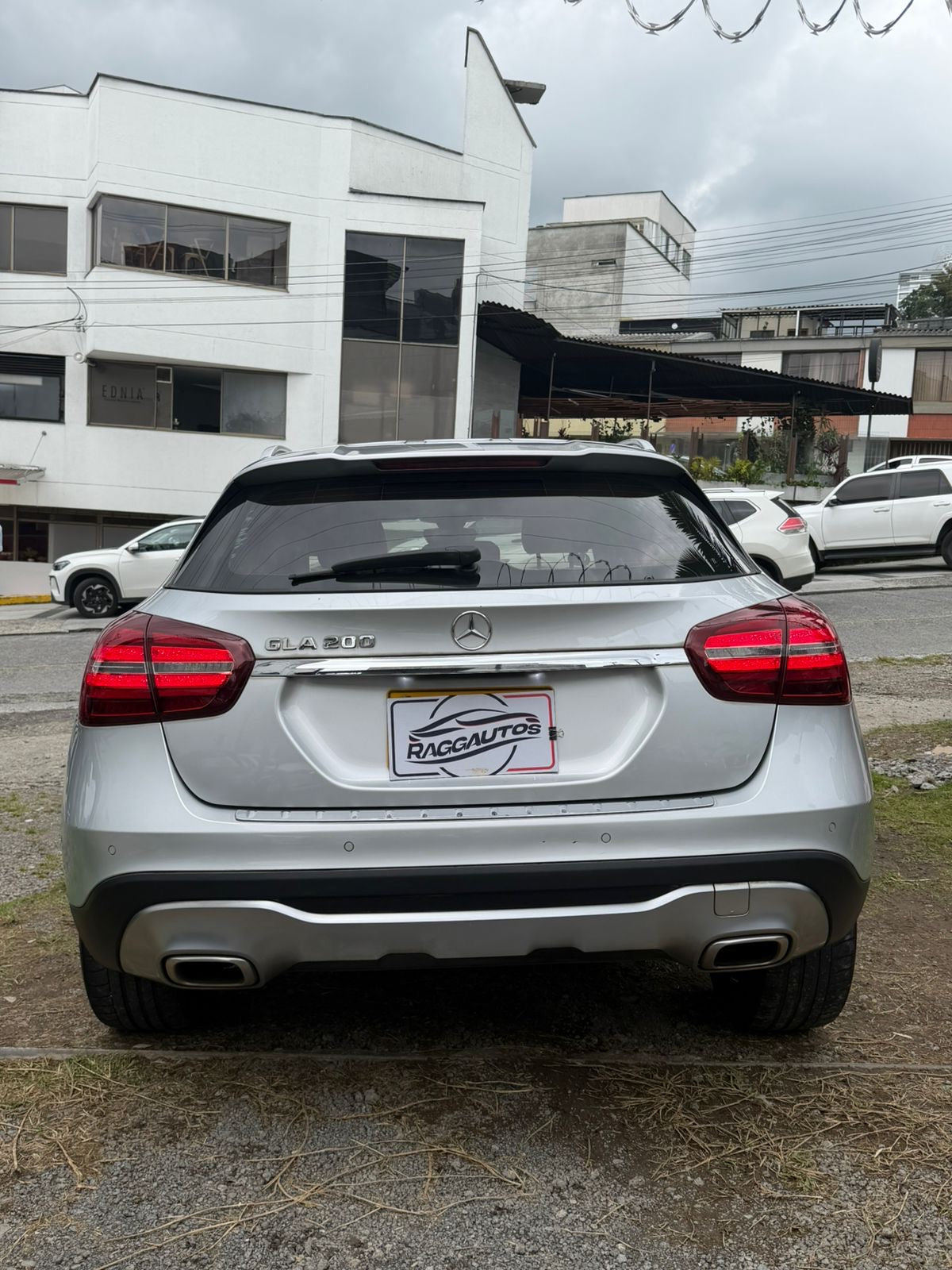 MERCEDES BENZ GLA200 1.6 TURBO 2020 AUTOMÁTICA