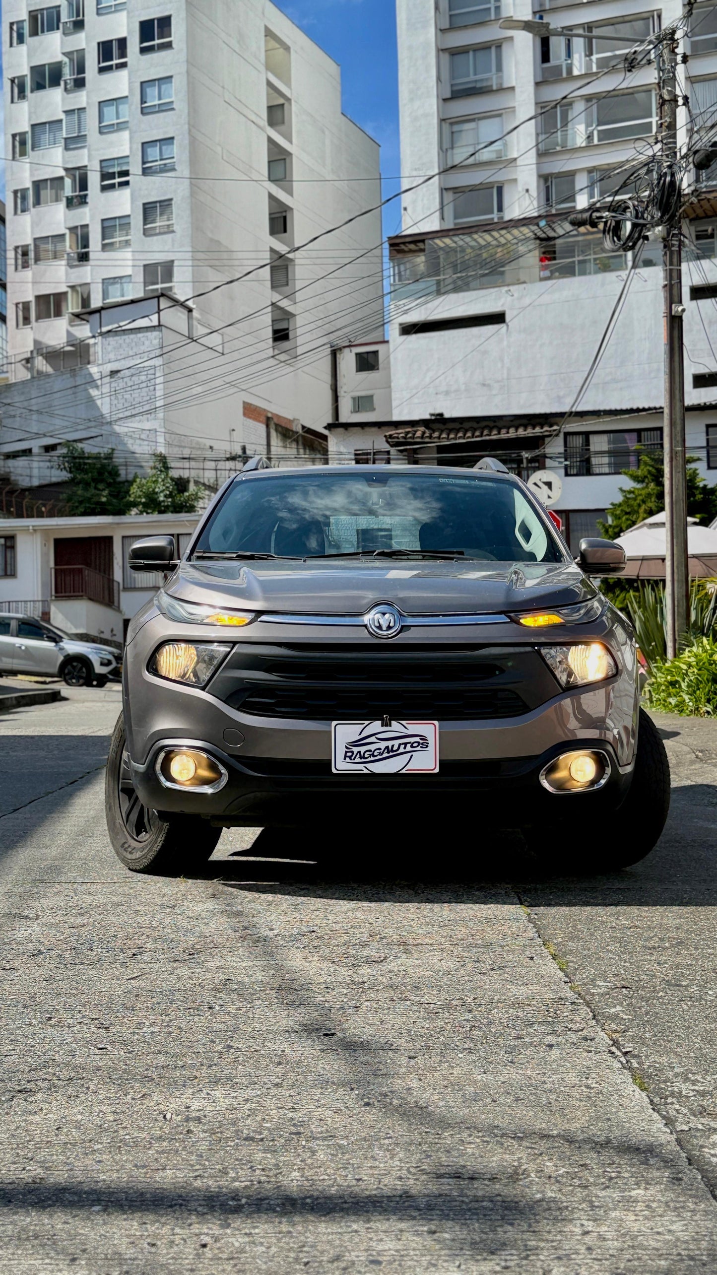 RAM BIGHORN 4x2 GASOLINA 2020 AUTOMÁTICA