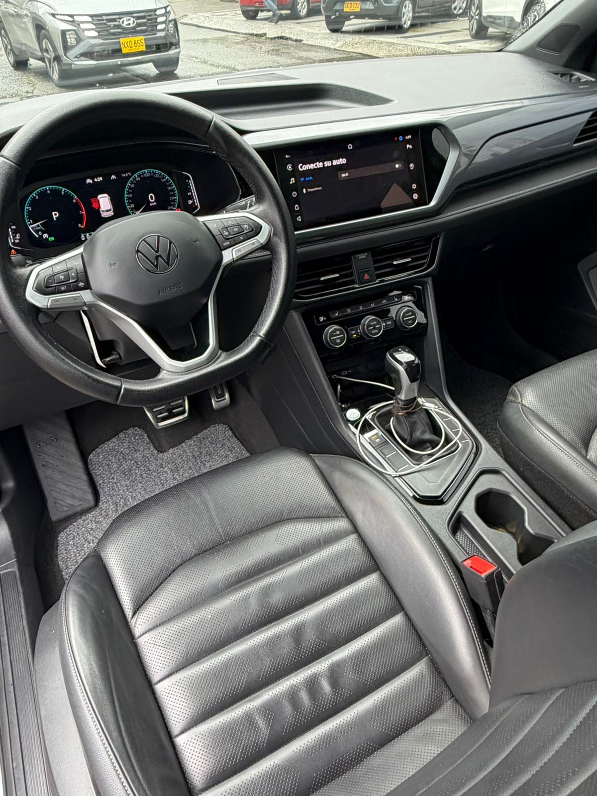 VOLKSWAGEN TAOS HIGHLINE 1.4 TURBO 2022 AUTOMÁTICA
