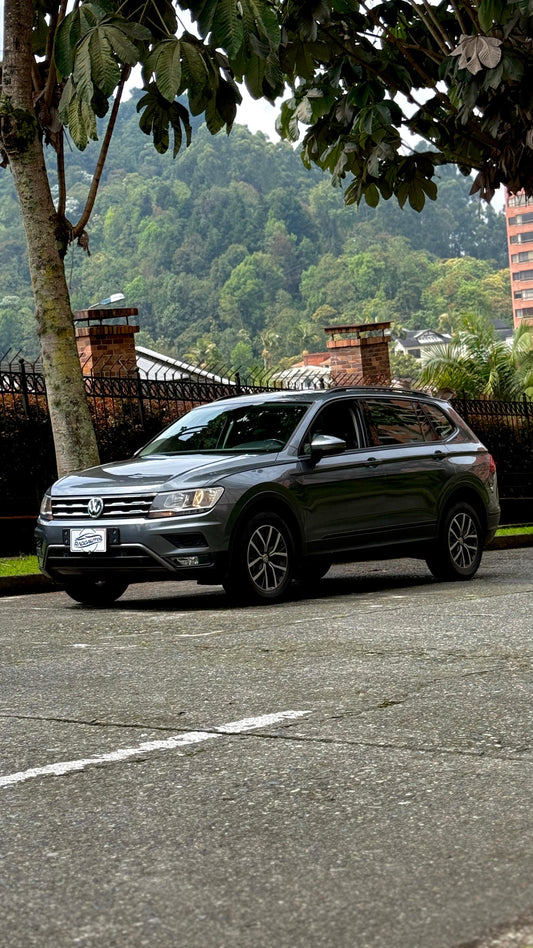 VOLKSWAGEN TIGUAN TRENDLINE 4X4 2.0 TURBO 2018 AUTOMATICA