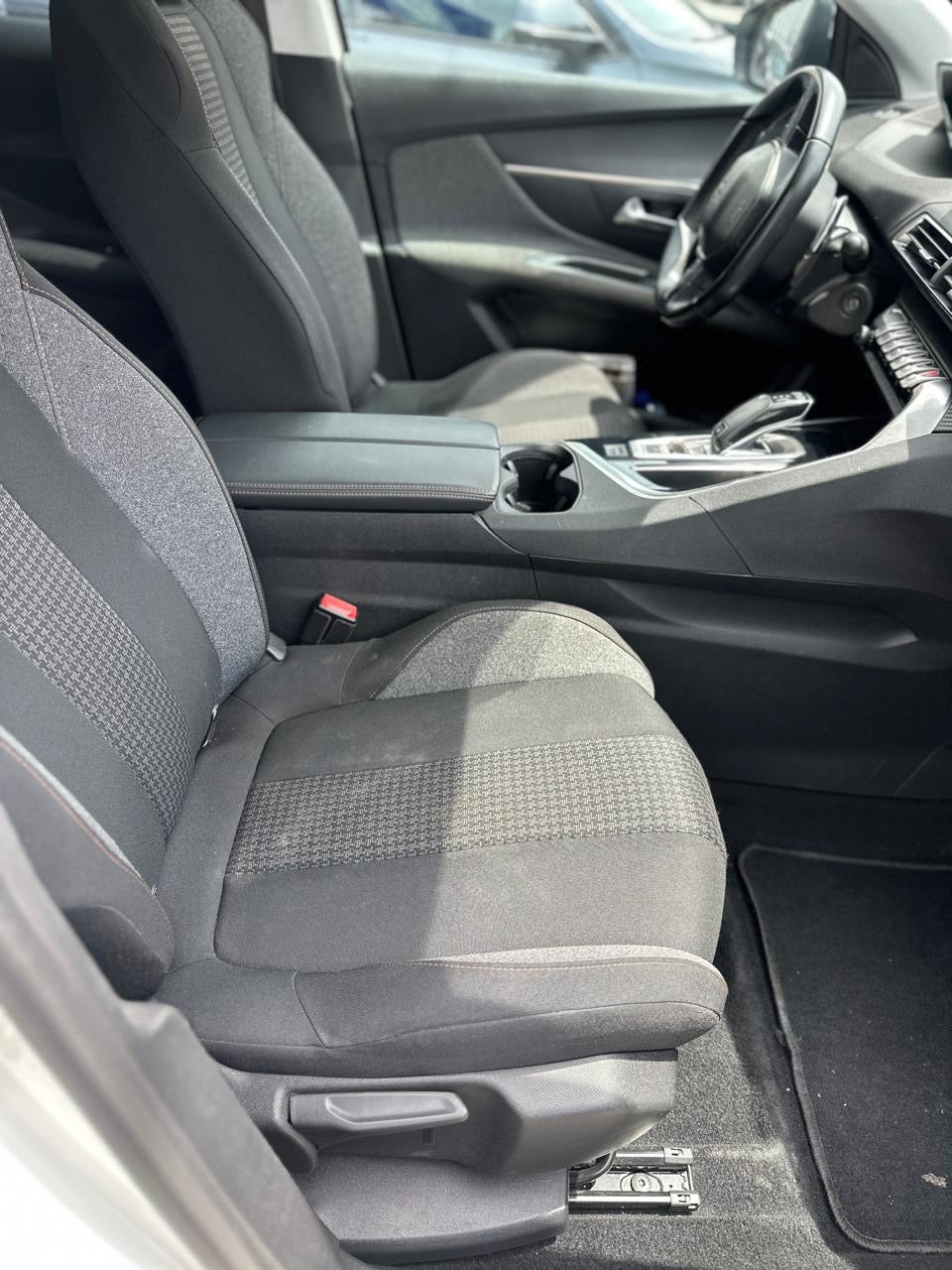 PEUGEOT 3008 ALLURE 1.6 TURBO 2020 AUTOMÁTICA