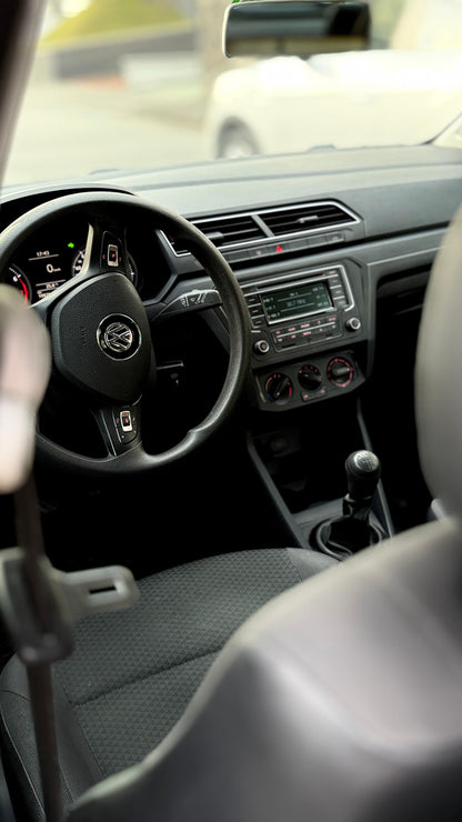 VOLKSWAGEN GOL TRENDLINE 1.6 2018 MECÁNICO