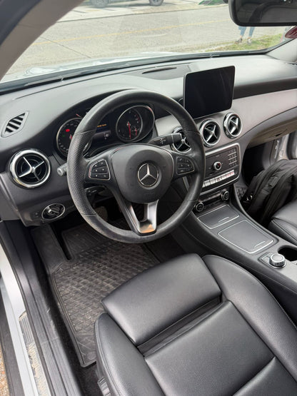 MERCEDES BENZ GLA200 1.6 TURBO 2020 AUTOMÁTICA