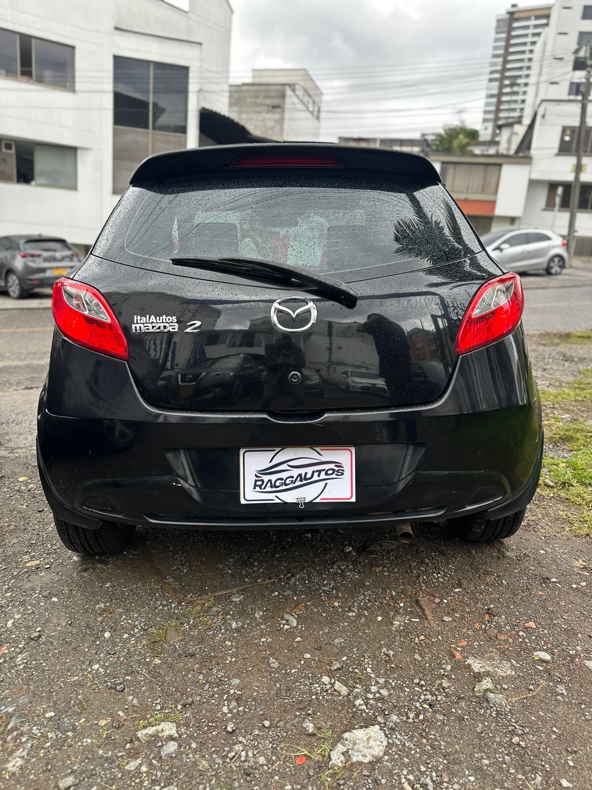 MAZDA 2 1.5 2009 AUTOMÁTICO