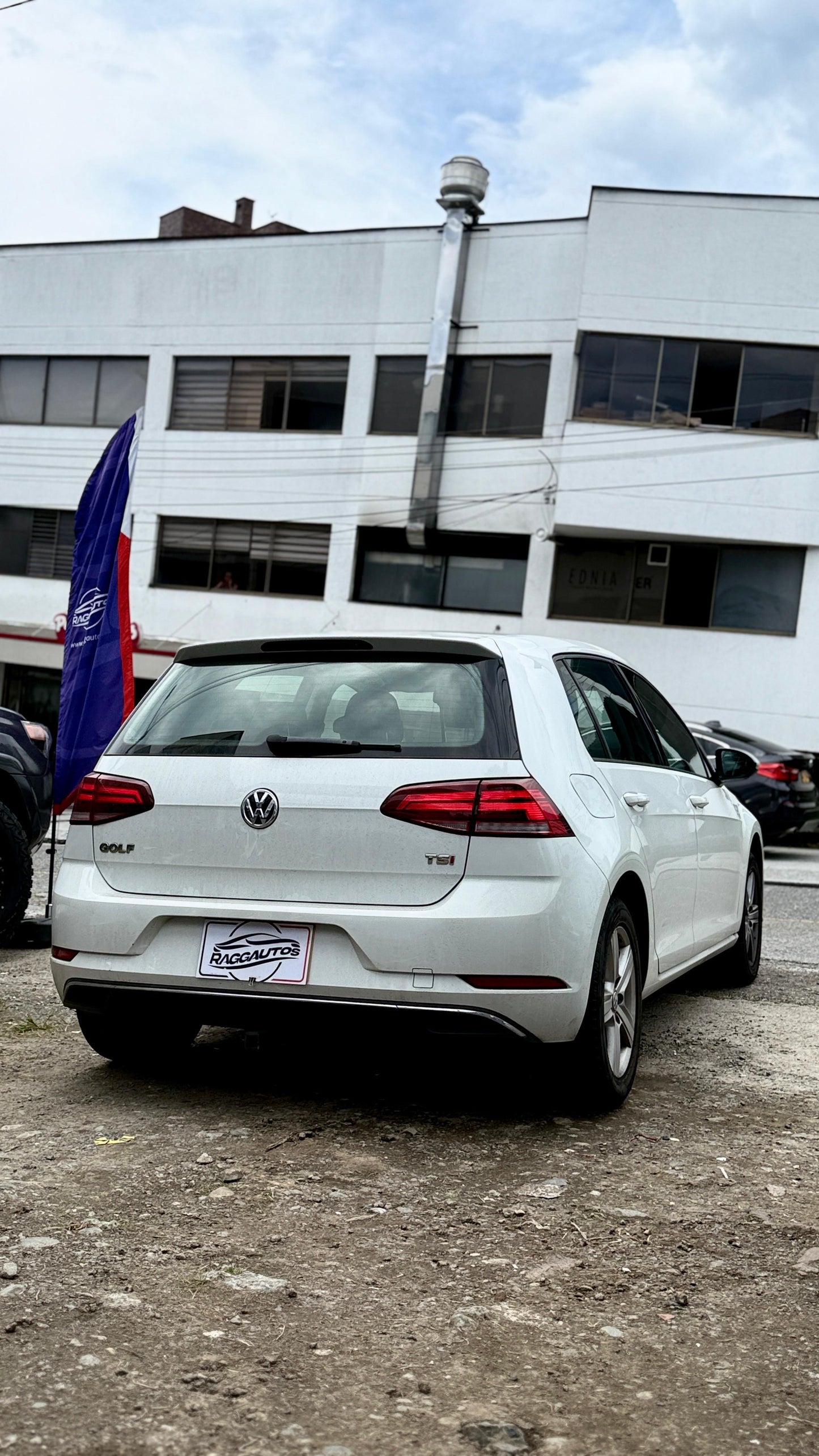 VOLKSWAGEN GOLF COMFORTLINE 1.4 TSI 2020 AUTOMÁTICO