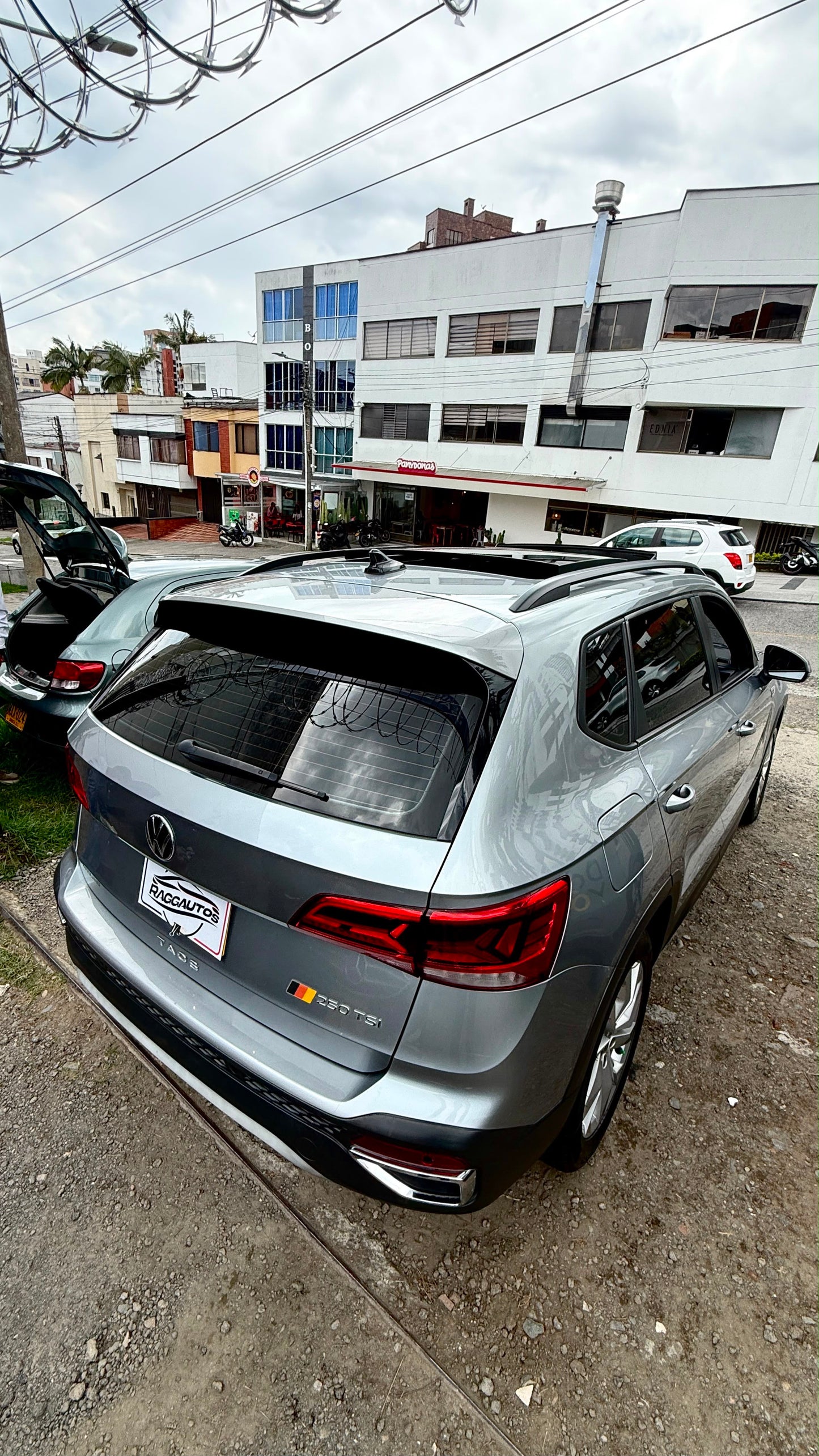 VOLKSWAGEN TAOS 1.4 TURBO 2022 AUTOMÁTICA