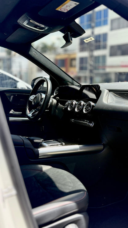 MERCEDES BENZ GLA200 1.4 TURBO 2023 AUTOMÁTICA