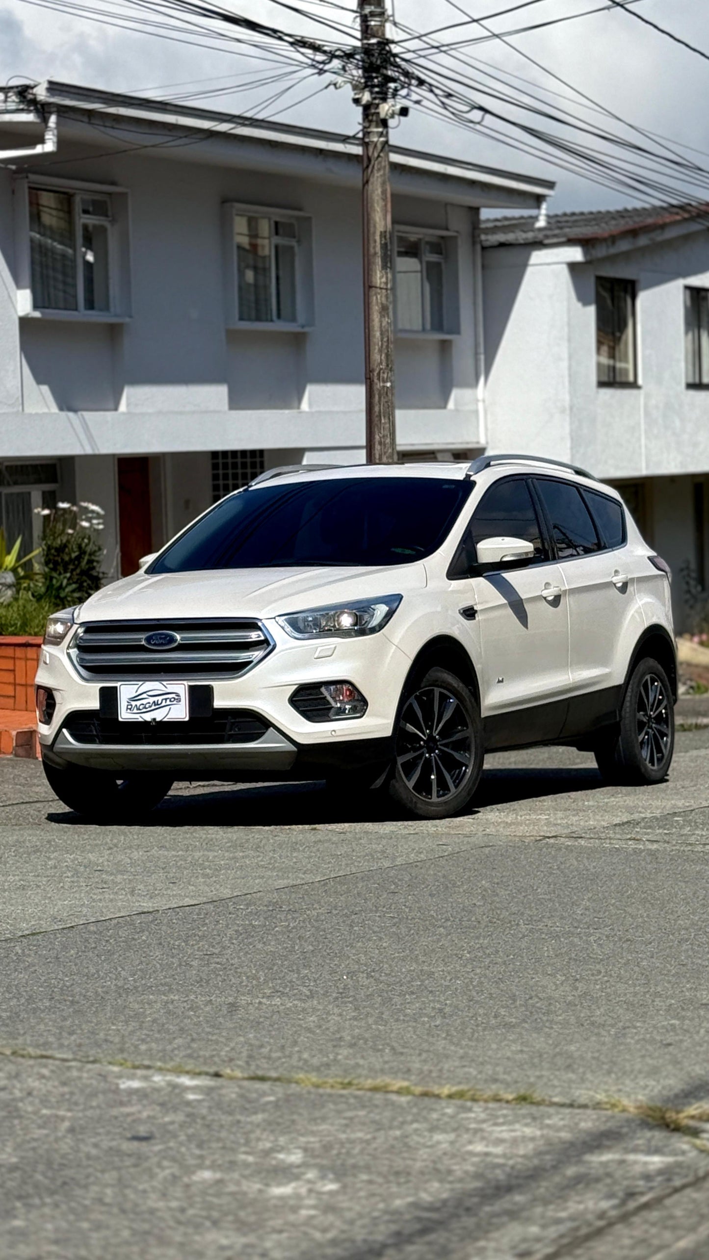 FORD ESCAPE TITANIUM 2.0 TURBO 4x4 ECO BOOST 2018 AUTOMÁTICA