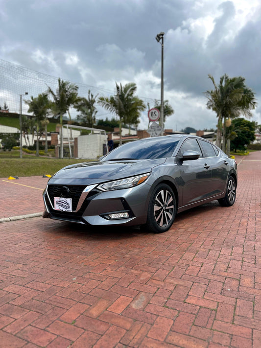 NISSAN SENTRA FULL EQUIPO 2.0 AT 2023