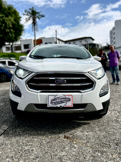 FORD ECO SPORT TITANIUM FULL EQUIPO 2018 AUTOMÁTICA