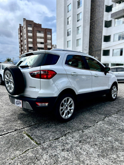 FORD ECO SPORT TITANIUM FULL EQUIPO 2018 AUTOMÁTICA