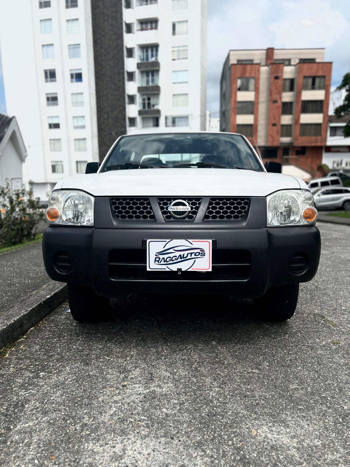 NISSAN D22 NP300 4x2 PICKUP 2.4 2012 MECÁNICA