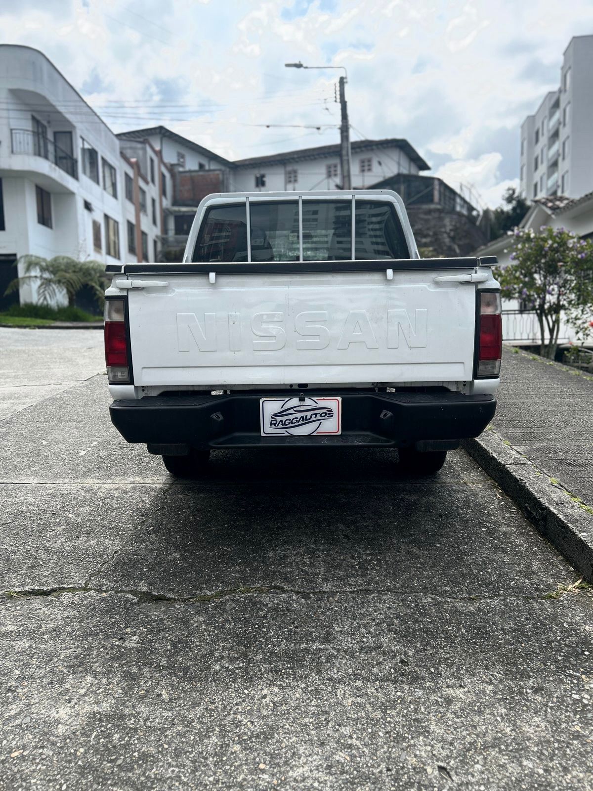 NISSAN D22 NP300 4x2 PICKUP 2.4 2012 MECÁNICA