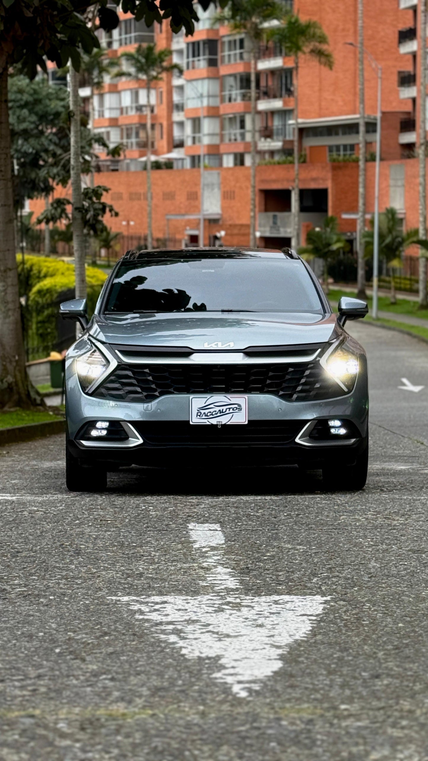 KIA SPORTAGE ZENITH 2.0 GASOLINA 2024 AUTOMÁTICA