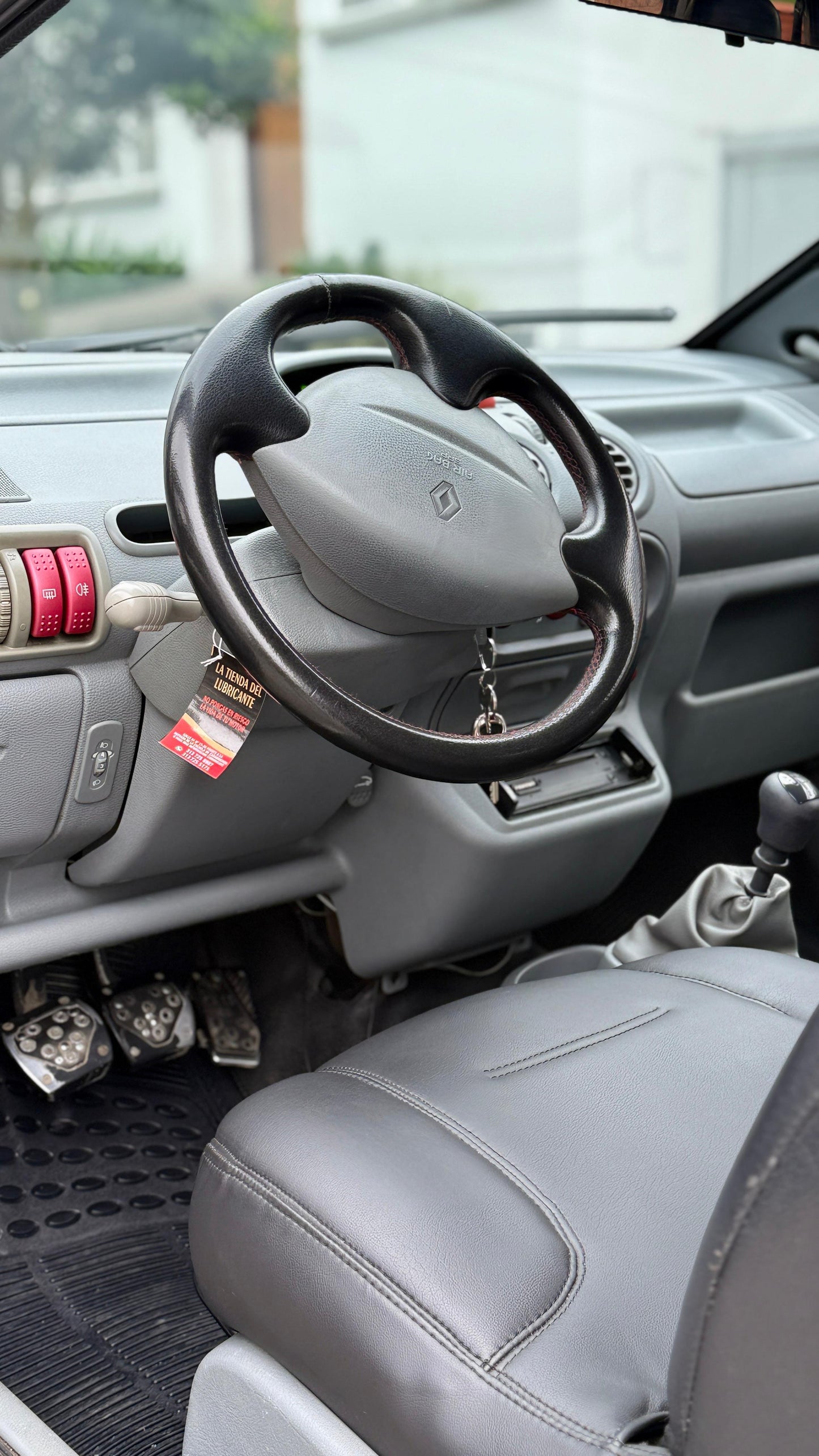 RENAULT TWINGO ACCESS 1.2 16V 2013 MECÁNICO