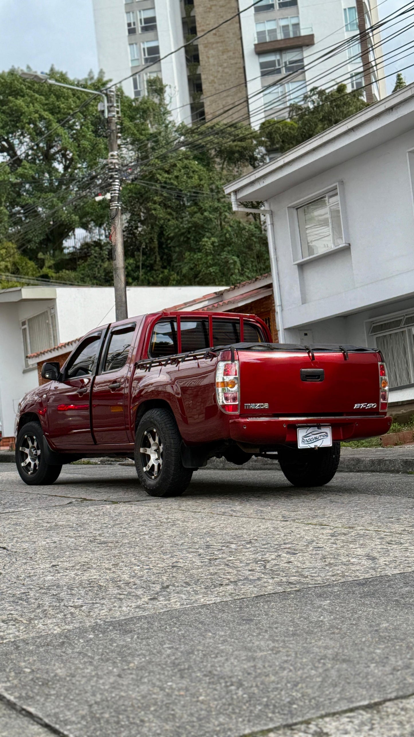 MAZDA BT50 2.2 GASOLINA 4x2 2014 MECÁNICA