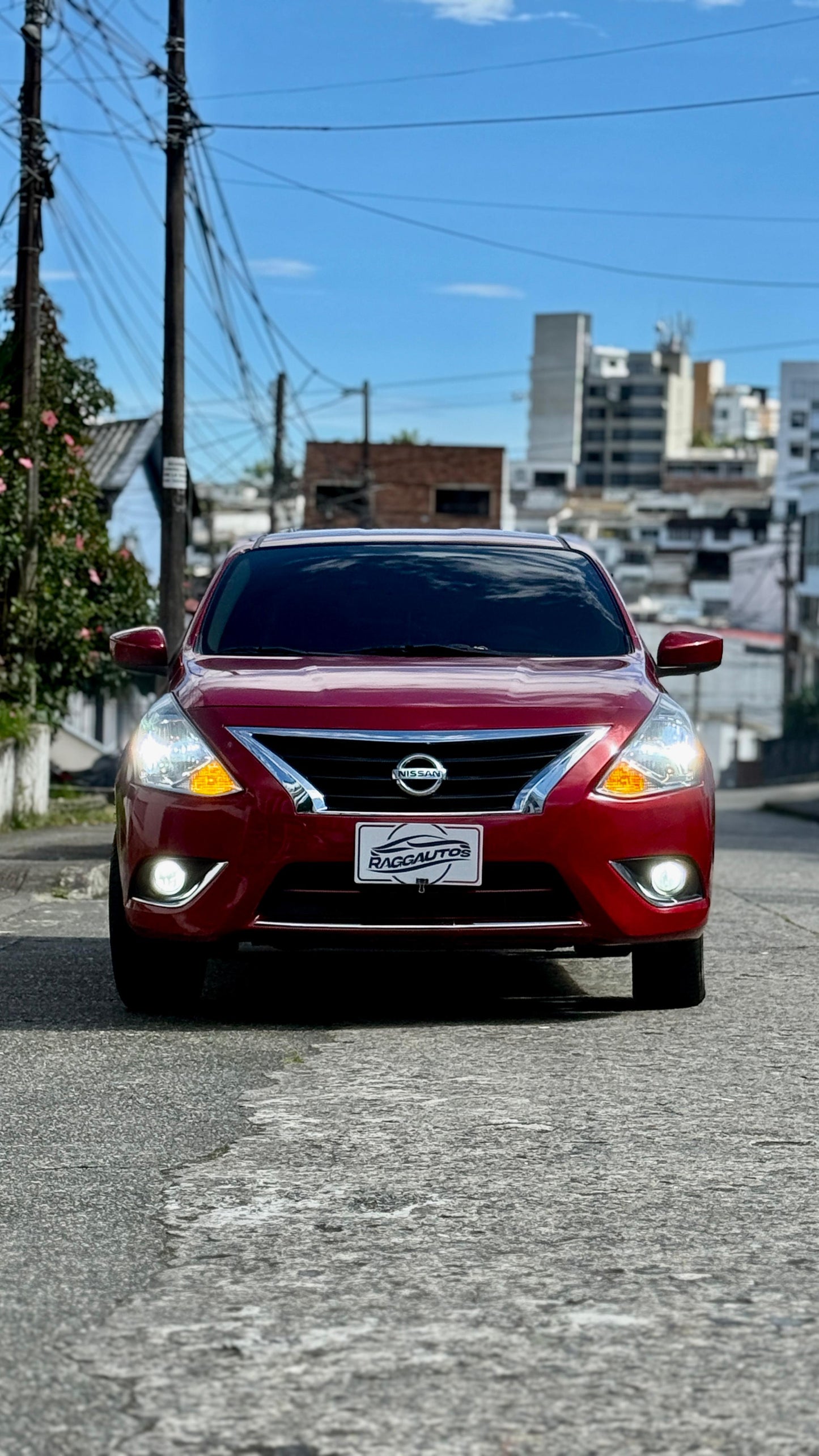 NISSAN VERSA PUREDRIVE 1.6 2016 AUTOMÁTICO