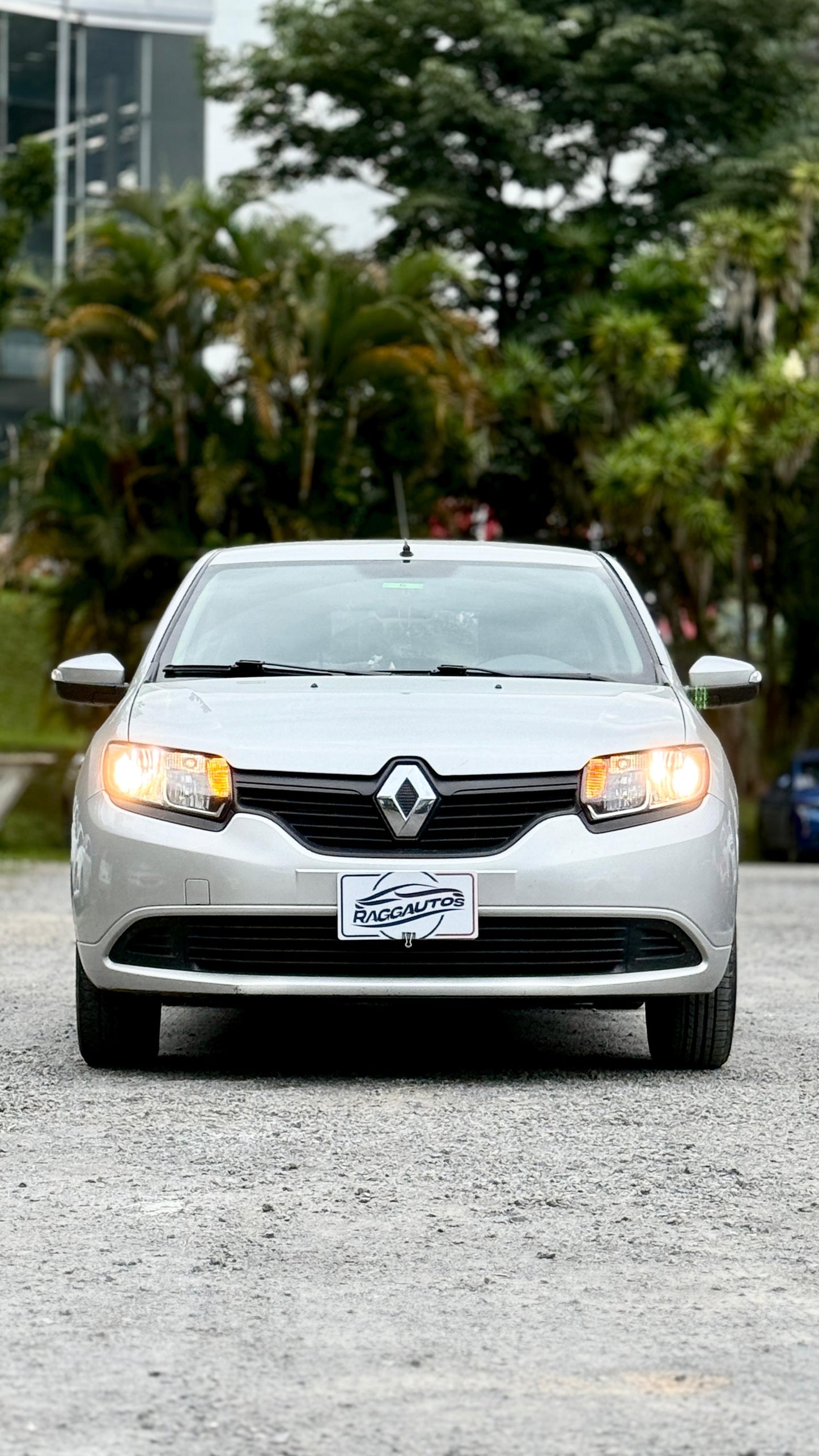 RENAULT SANDERO LIFE 1.6 2019 MECÁNICO