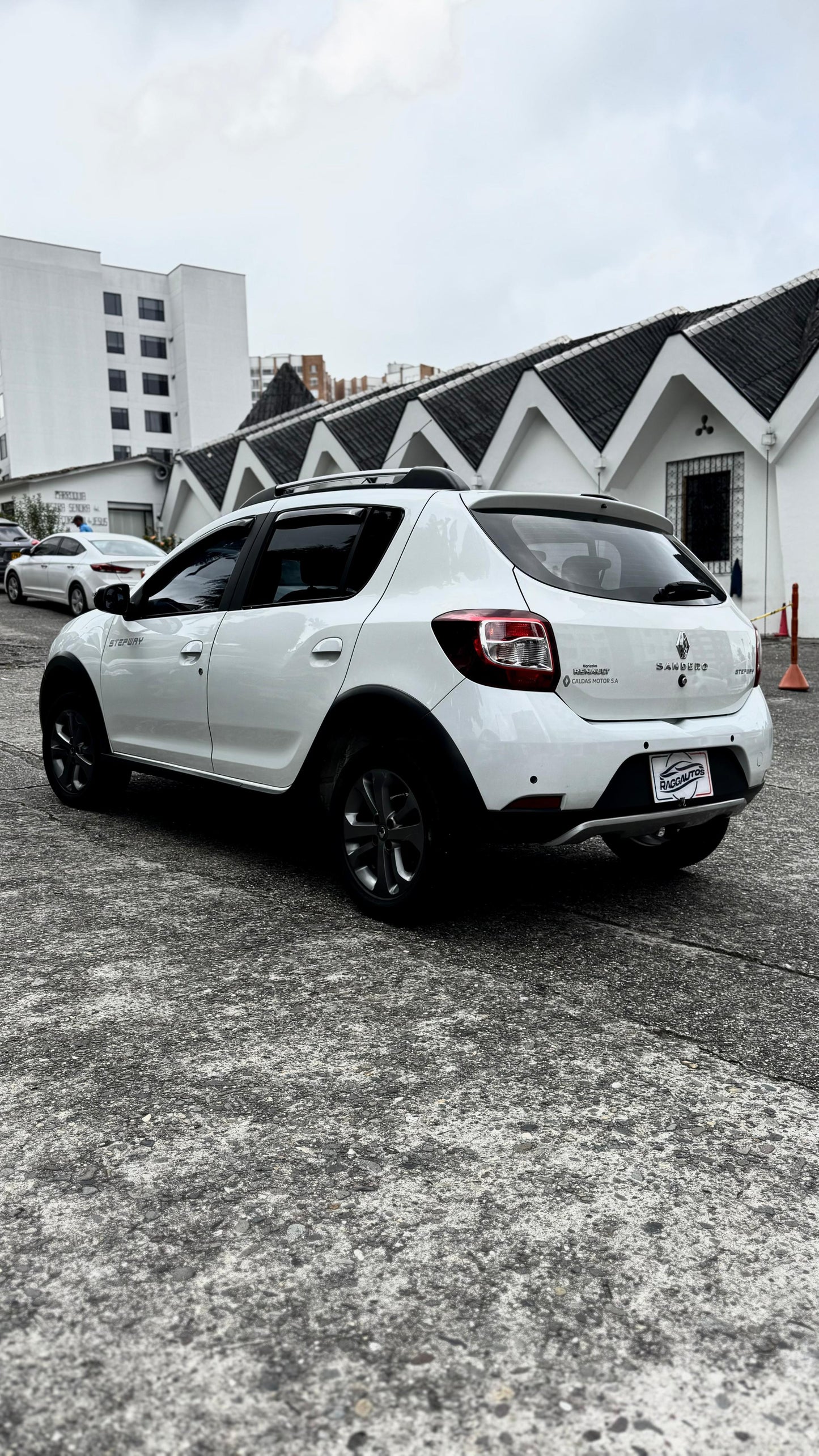 RENAULT SANDERO STEPWAY FULL 2019 MECÁNICO