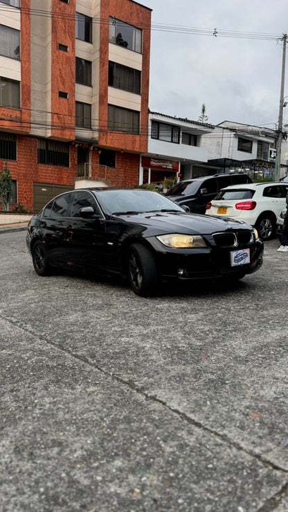 BMW 318i 2.0 GASOLINA 2010 MECÁNICO