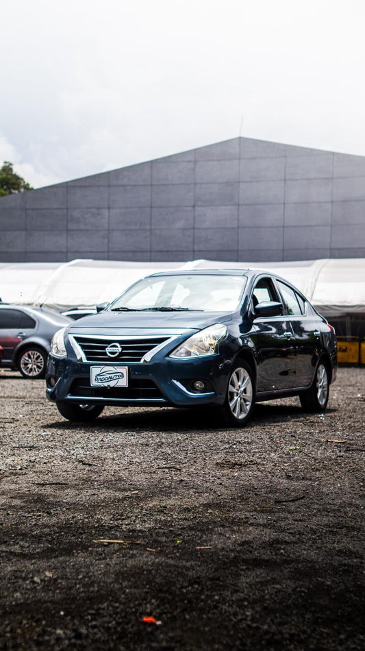 NISSAN VERSA 1.6 ADVANCE 2017 AUTOMÁTICO
