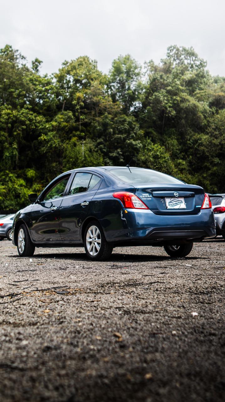 NISSAN VERSA 1.6 ADVANCE 2017 AUTOMÁTICO