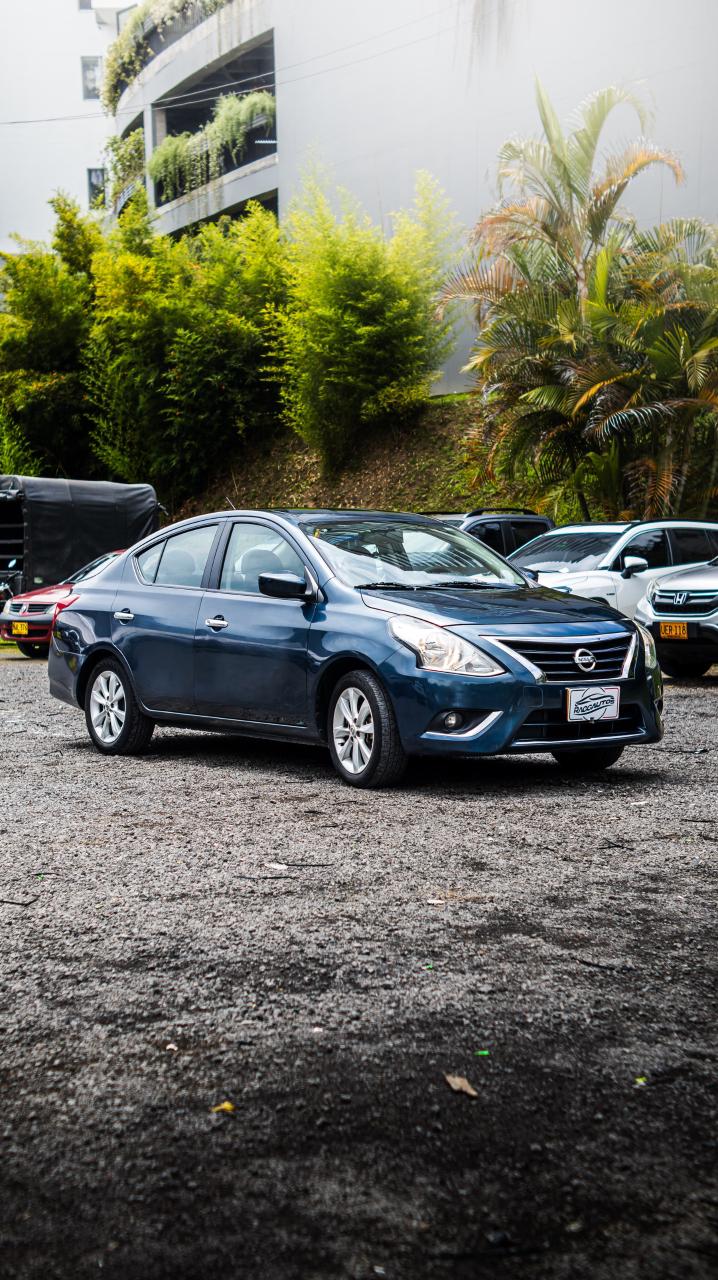 NISSAN VERSA 1.6 ADVANCE 2017 AUTOMÁTICO