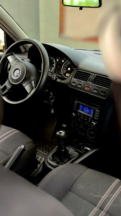 VOLKSWAGEN JETTA EUROPA CLÁSICO 2.0 2013 MECÁNICO