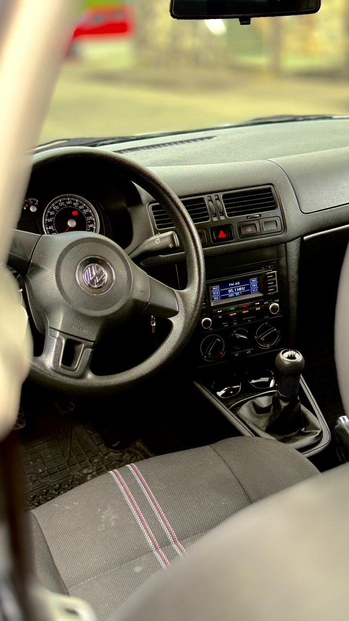 VOLKSWAGEN JETTA EUROPA CLÁSICO 2.0 2013 MECÁNICO