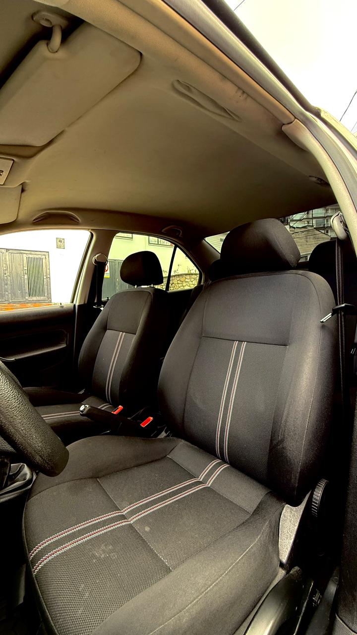 VOLKSWAGEN JETTA EUROPA CLÁSICO 2.0 2013 MECÁNICO