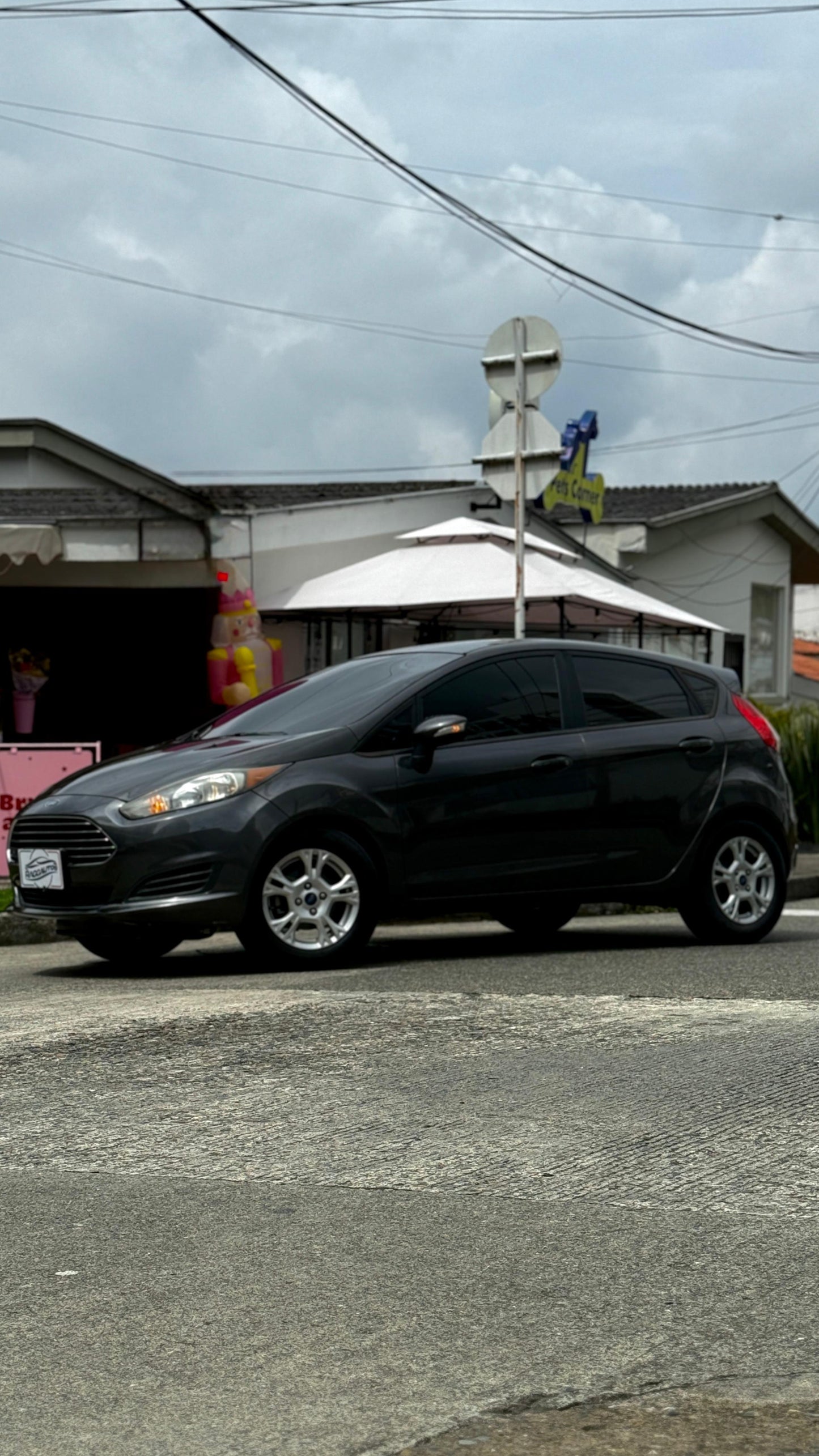 FORD FIESTA SE 1.6 HATCHBACK 2015 AUTOMÁTICO
